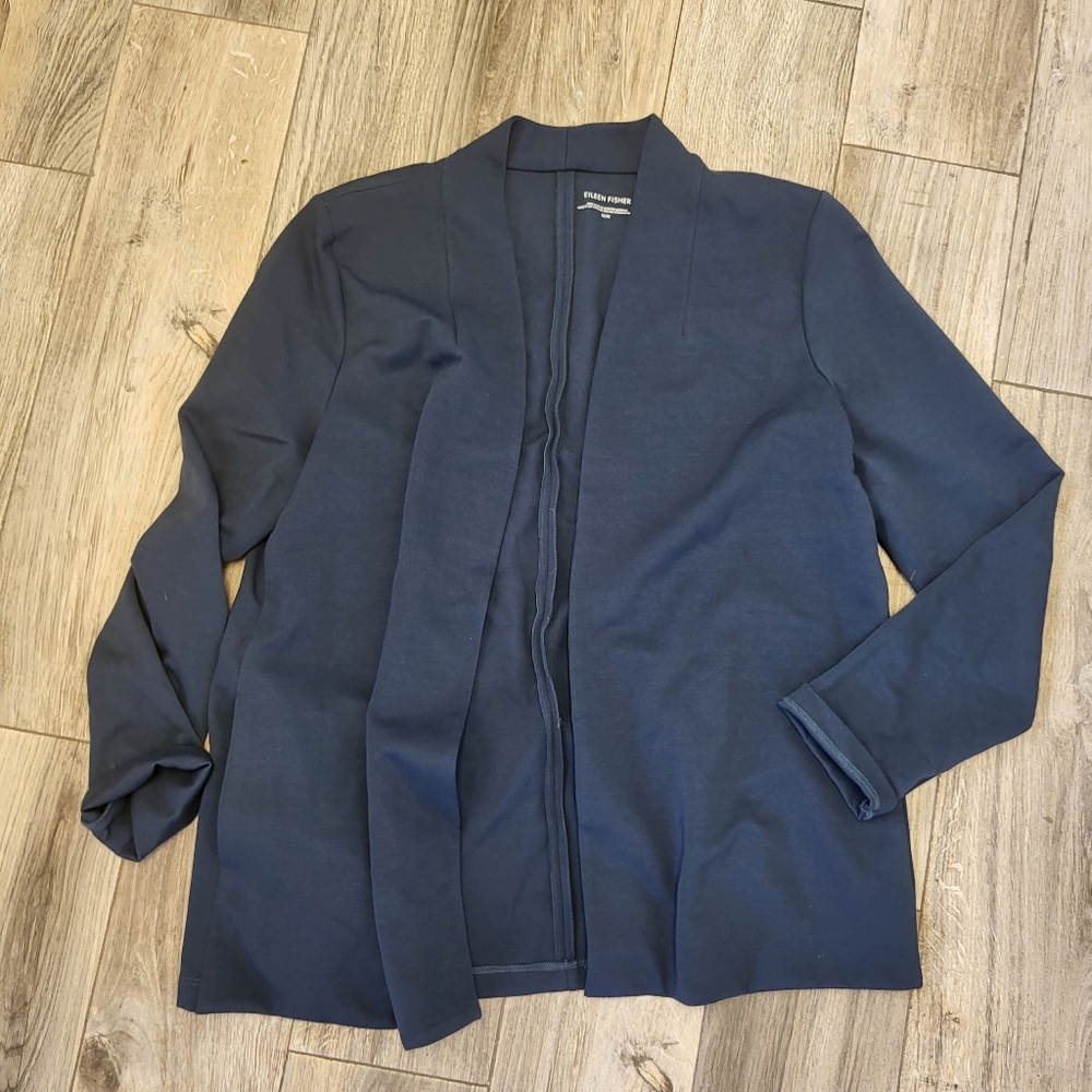 Eileen Fisher navy light weight tencel blazer size medium